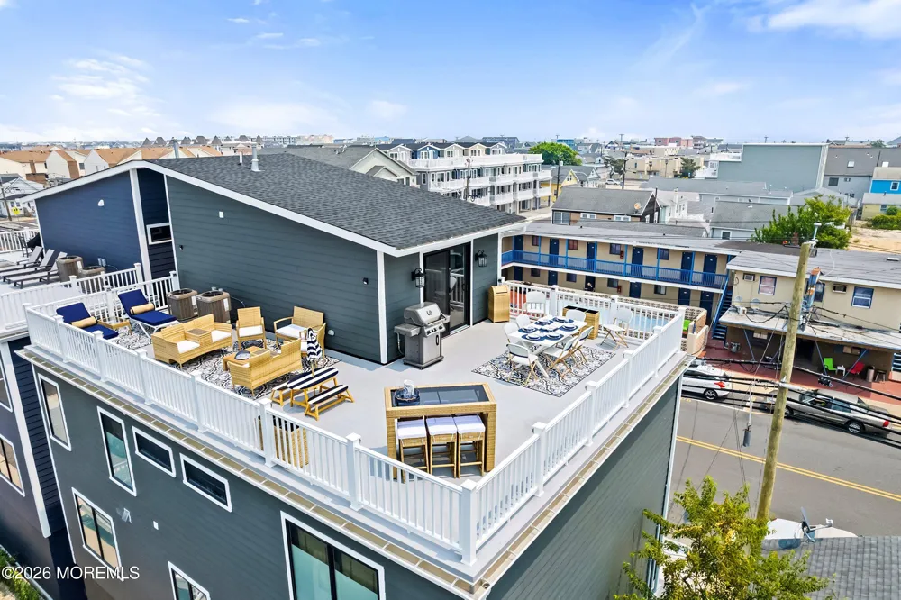 1011 W Central Avenue Seaside Heights, NJ 08751