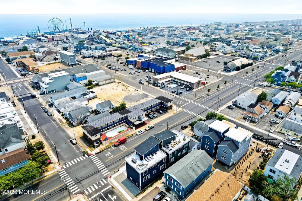 1011 W Central Avenue Seaside Heights, NJ 08751