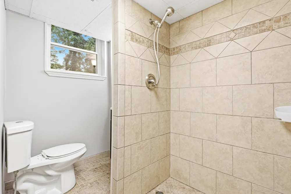 2824 Ridgecrest Drive Chattanooga, TN 37406