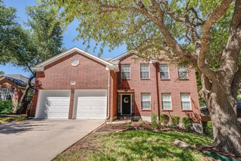 1705 Oakmont Lane