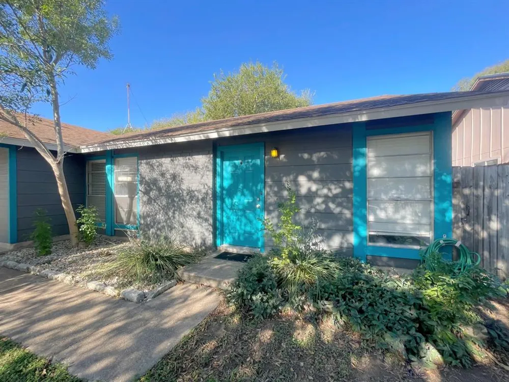 10700 Topperwein Drive #B Austin, TX 78758