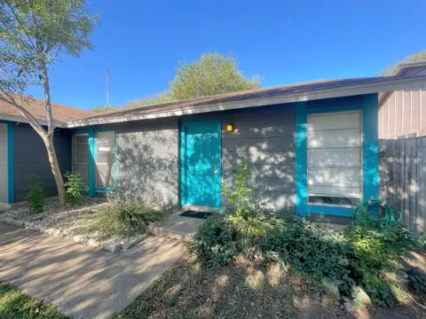 10700 Topperwein Drive #B