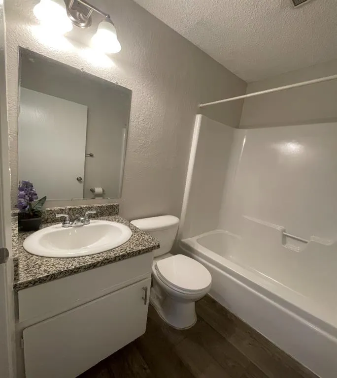 10700 Topperwein Drive #B Austin, TX 78758