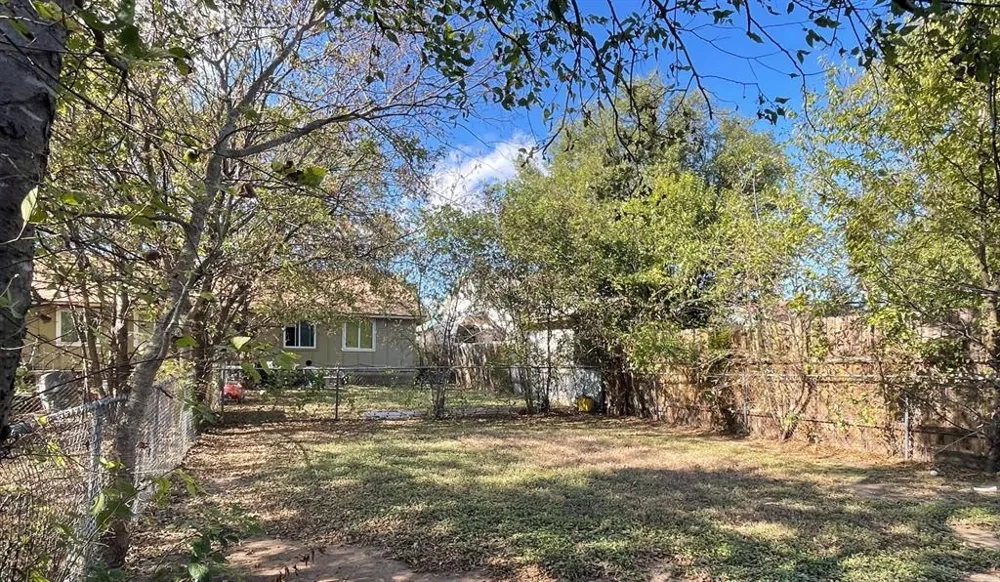 10700 Topperwein Drive #B Austin, TX 78758