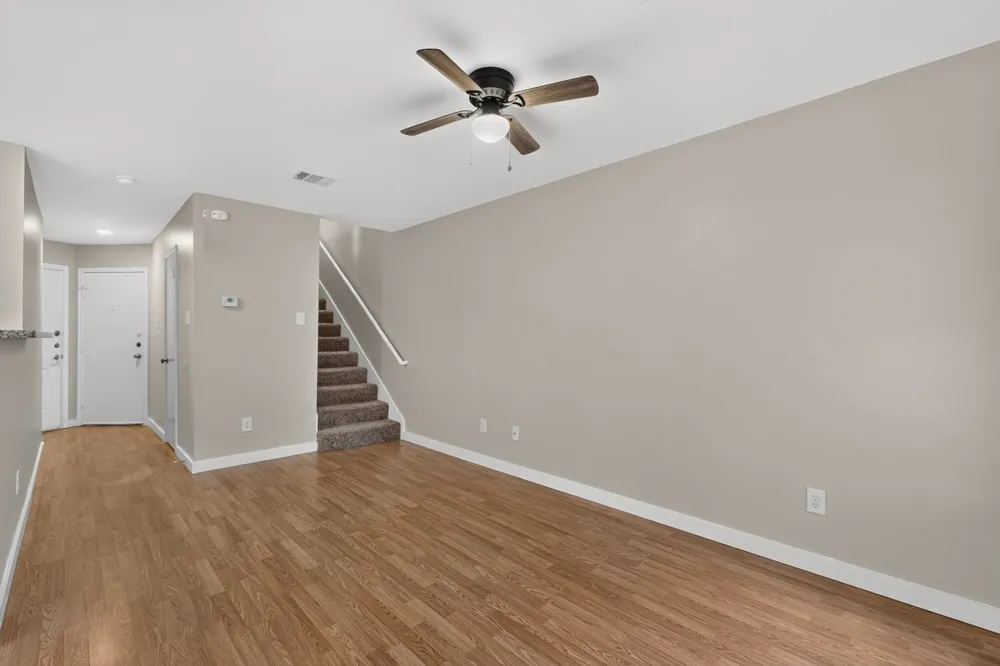 2318 Riddle Road #B Austin, TX 78748