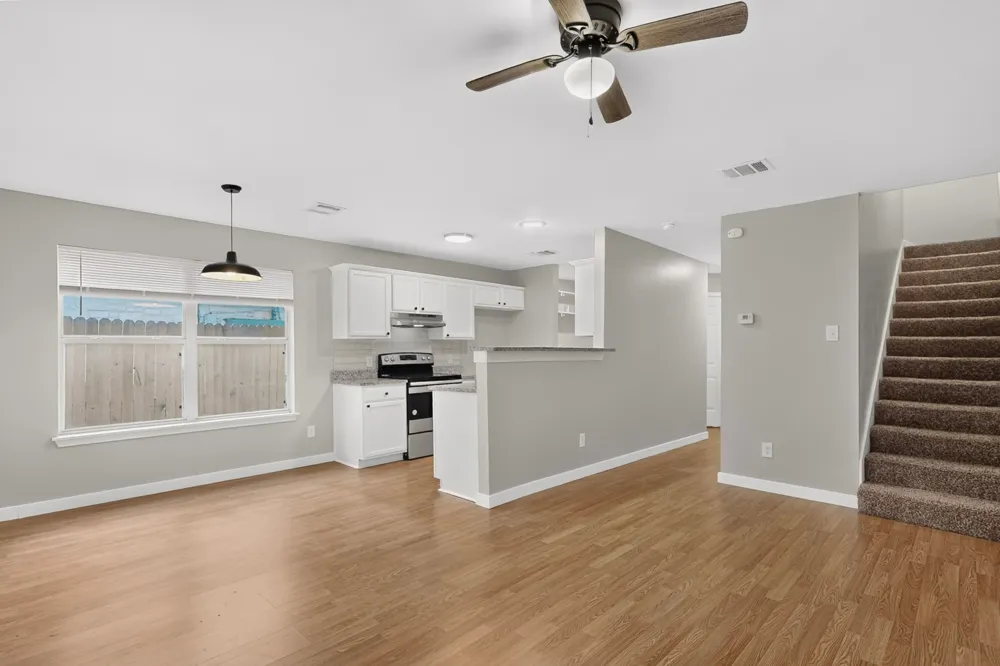 2318 Riddle Road #B Austin, TX 78748