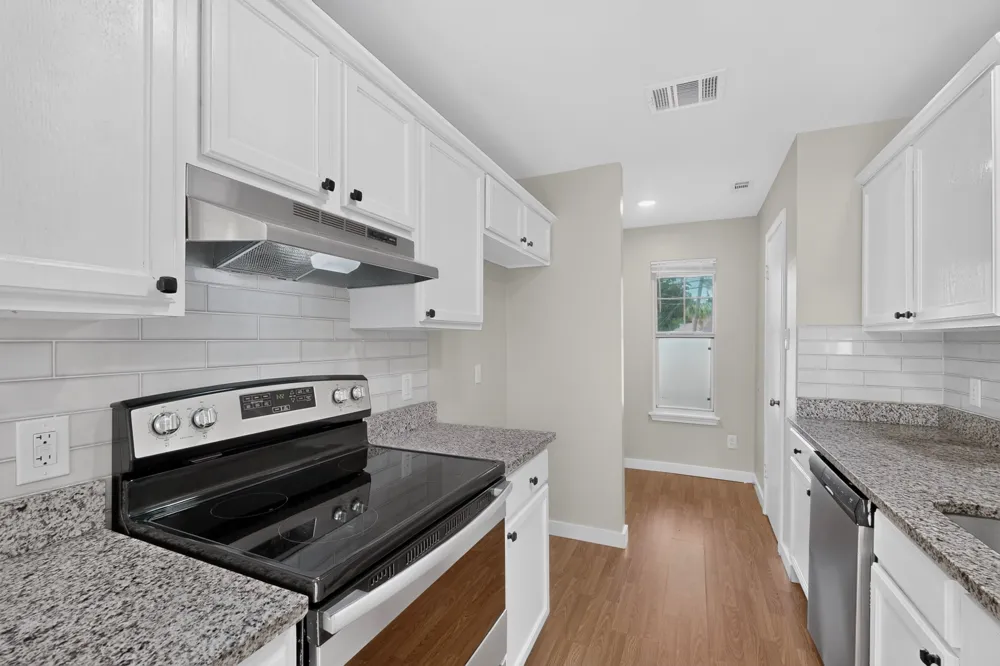 2318 Riddle Road #B Austin, TX 78748