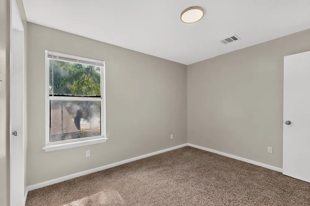 2318 Riddle Road #B Austin, TX 78748