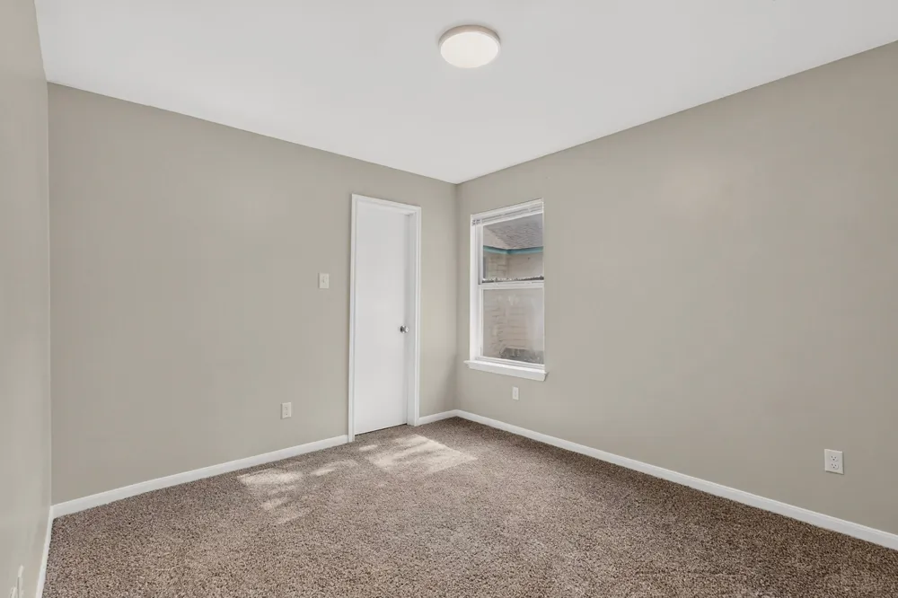 2318 Riddle Road #B Austin, TX 78748