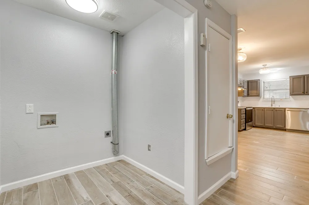 2616 Bomar Avenue #2618 Fort Worth, TX 76103