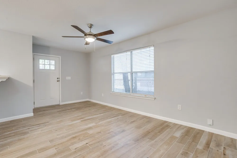 2616 Bomar Avenue #2618 Fort Worth, TX 76103