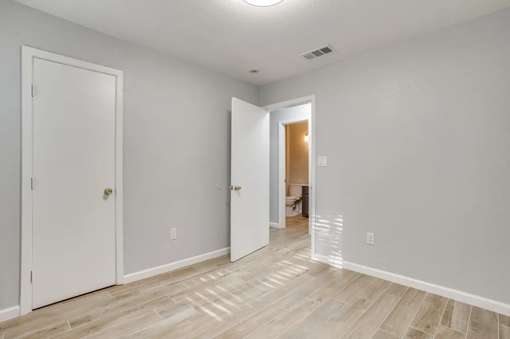 2616 Bomar Avenue #2618 Fort Worth, TX 76103