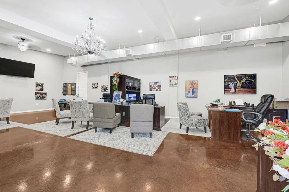 1951 S Pine Lake Road Montgomery, TX 77316