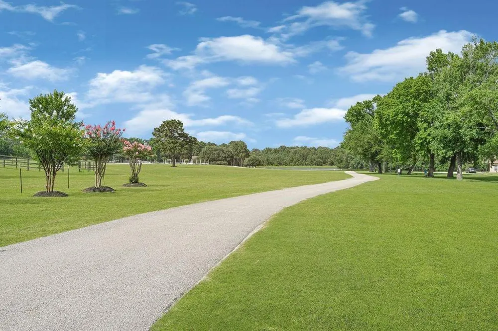 1951 S Pine Lake Road Montgomery, TX 77316