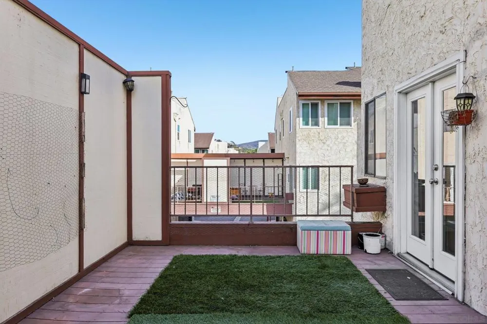 8365 broadway Lemon Grove, CA 91945