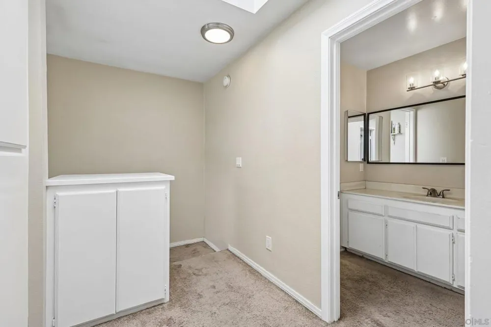 8365 broadway Lemon Grove, CA 91945