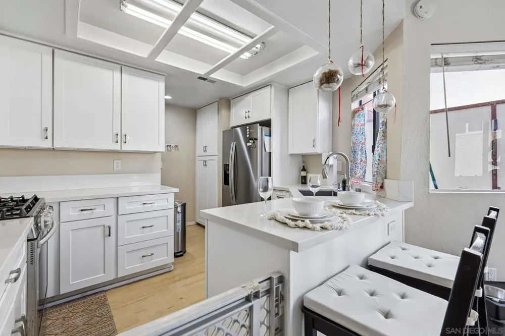 8365 broadway Lemon Grove, CA 91945