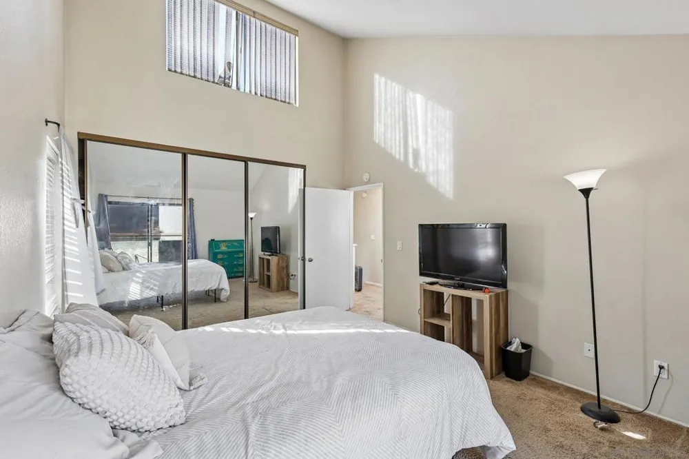 8365 broadway Lemon Grove, CA 91945
