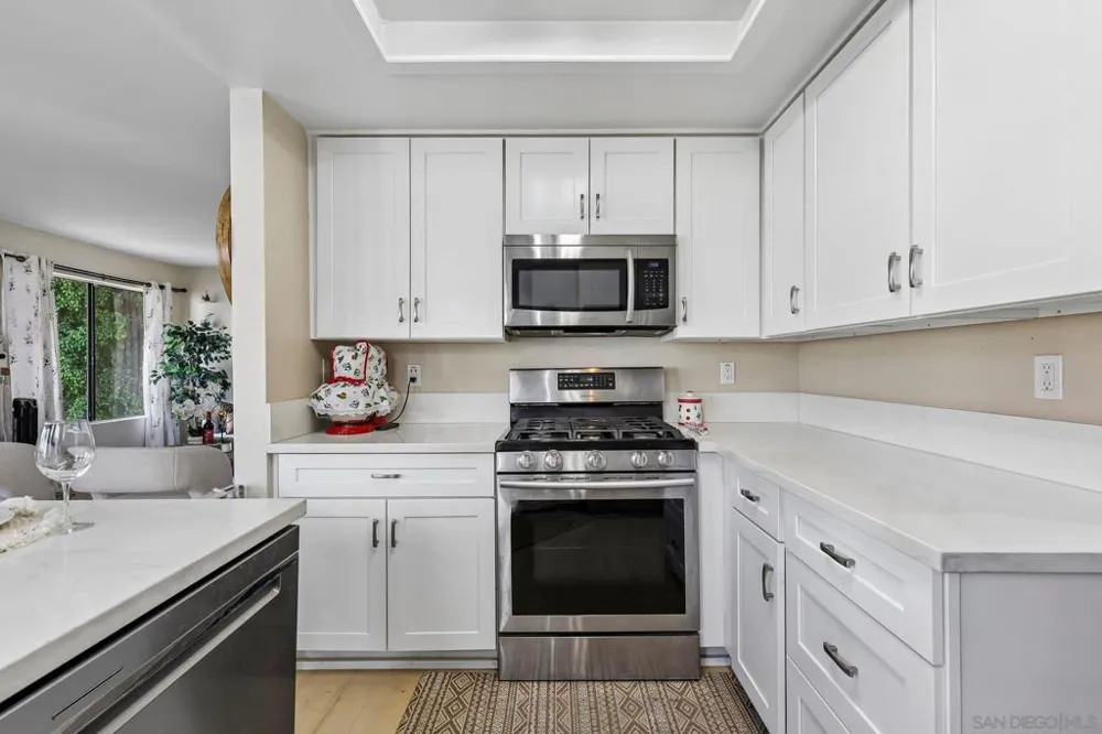 8365 broadway Lemon Grove, CA 91945