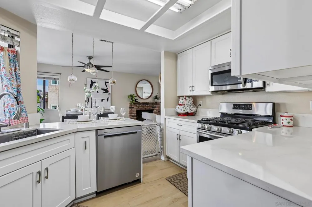8365 broadway Lemon Grove, CA 91945