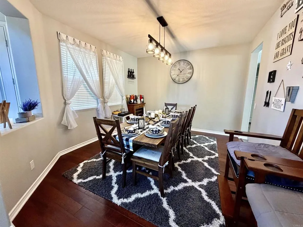 38112 Encanto Rd Murrieta, CA 92563