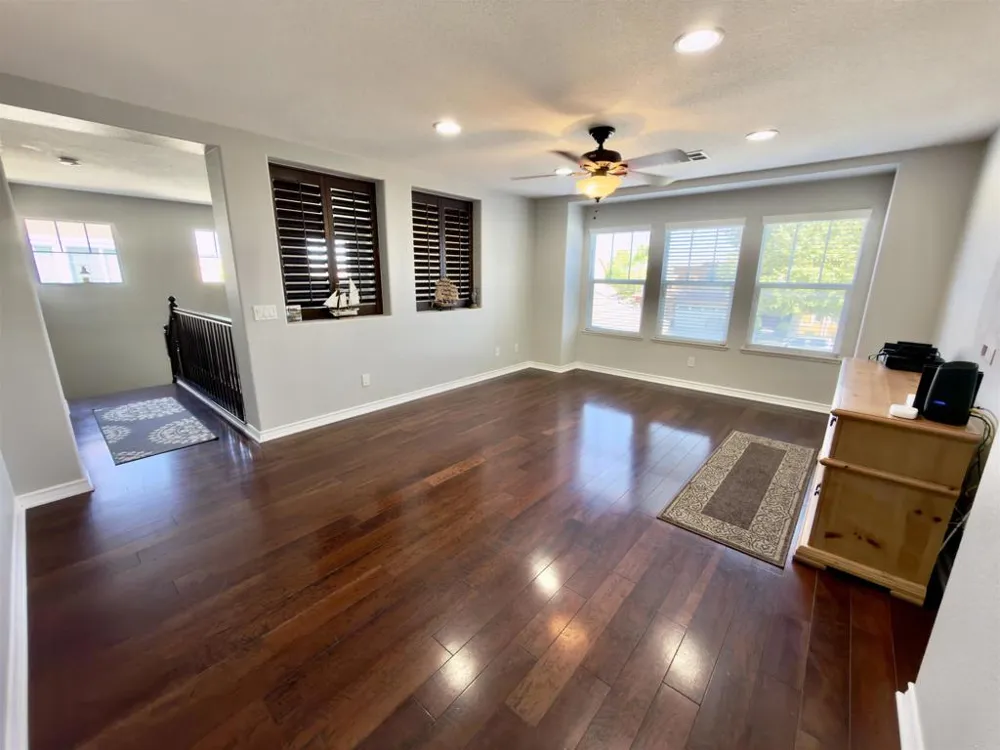 38112 Encanto Rd Murrieta, CA 92563