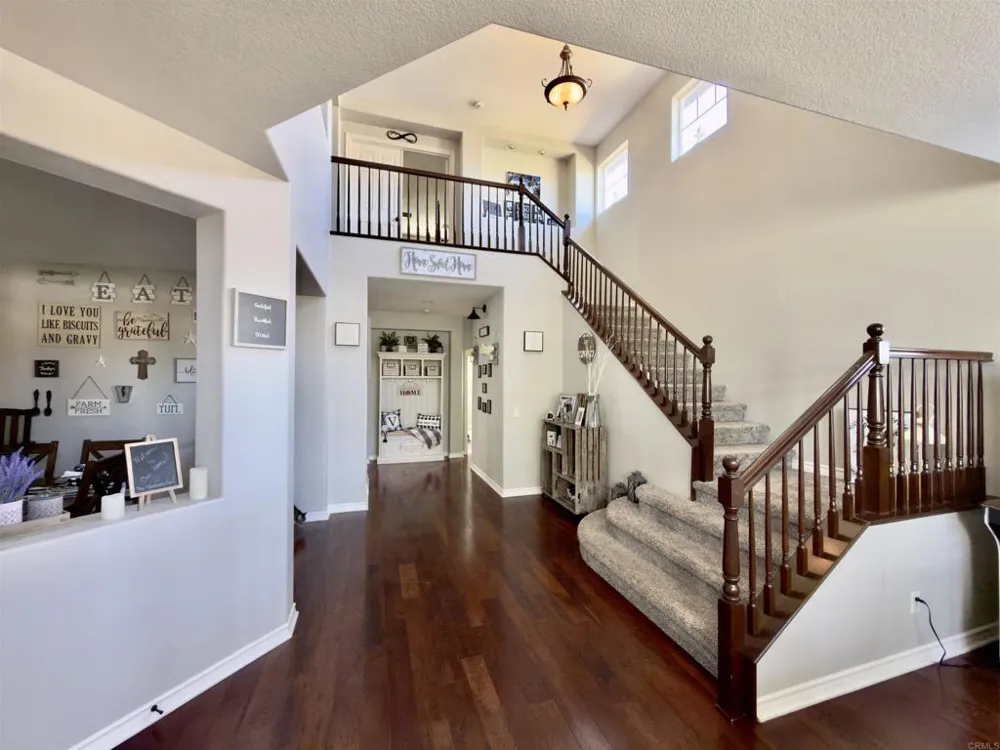 38112 Encanto Rd Murrieta, CA 92563