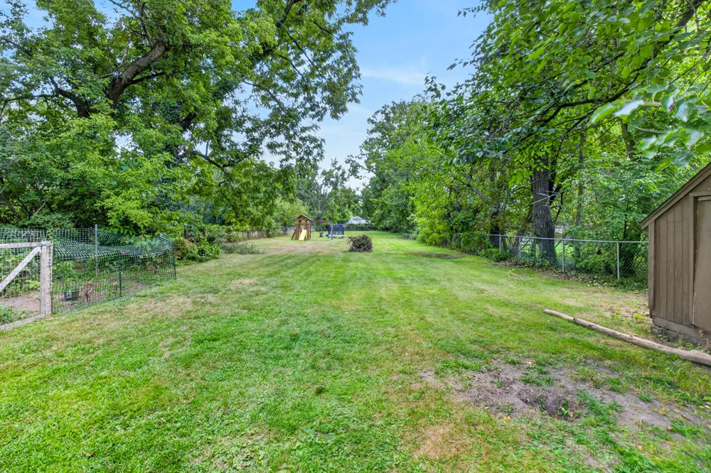 5919 Mount Vernon Avenue Portage, MI 49024
