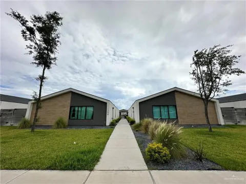 1308 E Iris Avenue #3