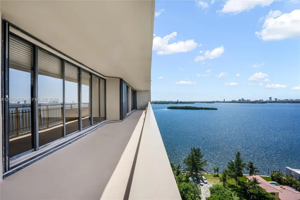11113 Biscayne Blvd #1951 Miami, FL 33181