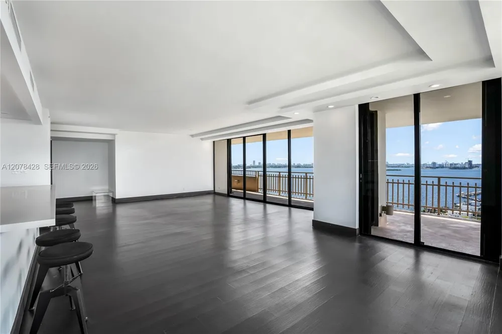 11113 Biscayne Blvd #1951 Miami, FL 33181