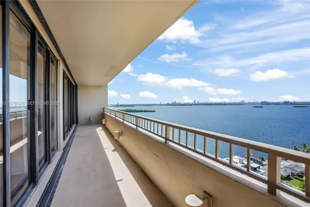 11113 Biscayne Blvd #1951 Miami, FL 33181