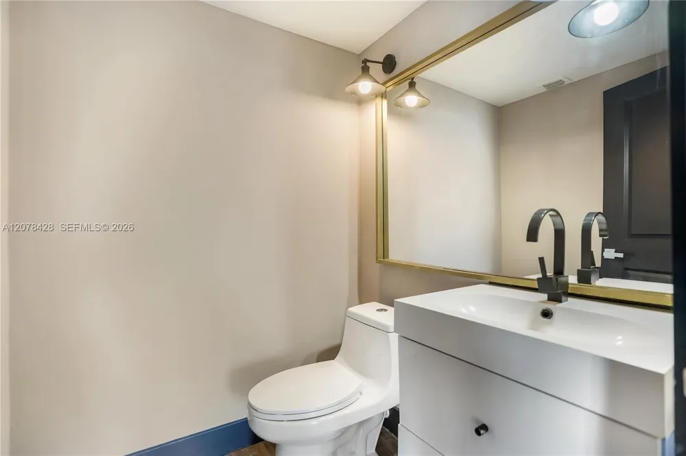 11113 Biscayne Blvd #1951 Miami, FL 33181