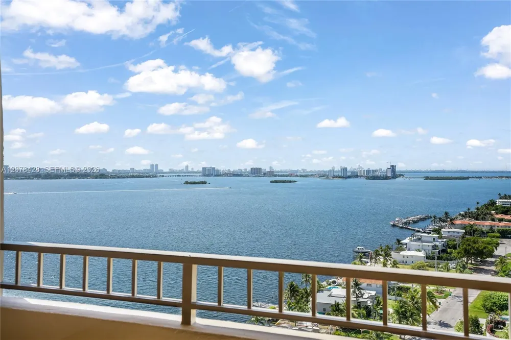 11113 Biscayne Blvd #1951 Miami, FL 33181