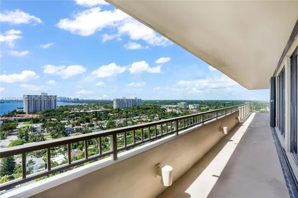 11113 Biscayne Blvd #1951 Miami, FL 33181