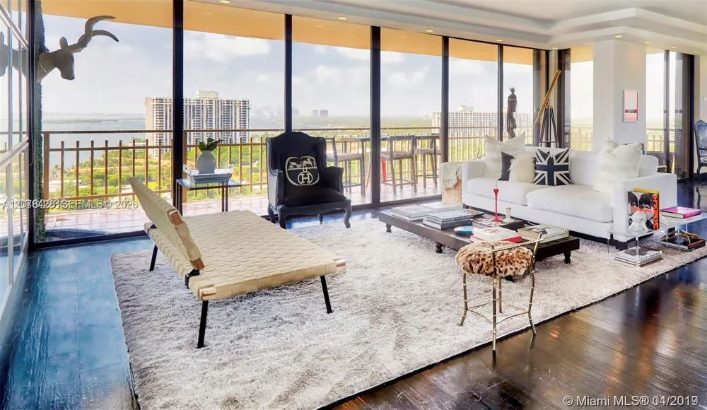 11113 Biscayne Blvd #1951 Miami, FL 33181