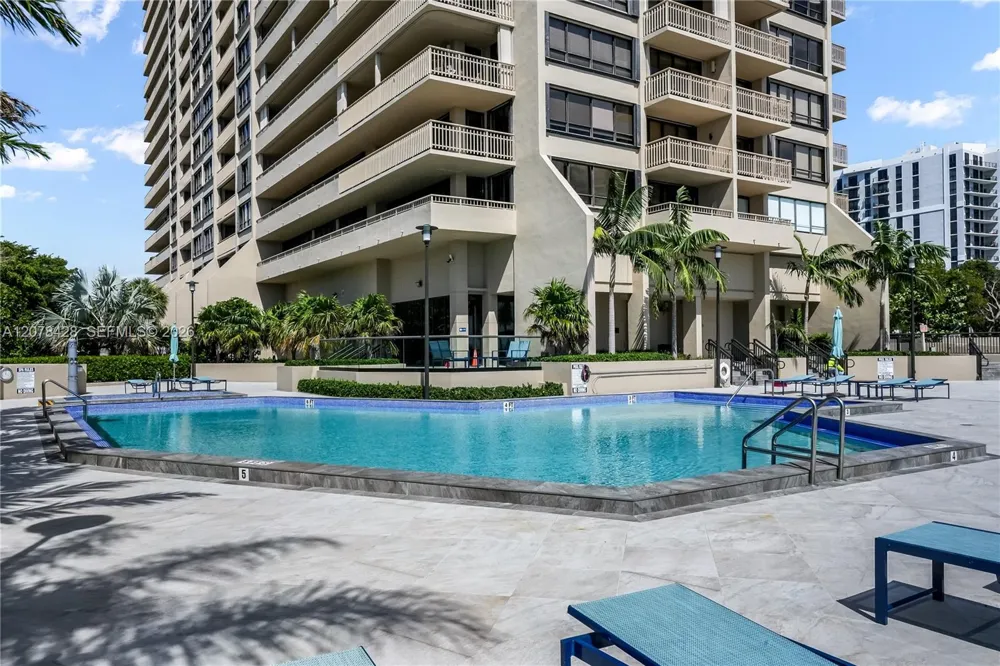 11113 Biscayne Blvd #1951 Miami, FL 33181