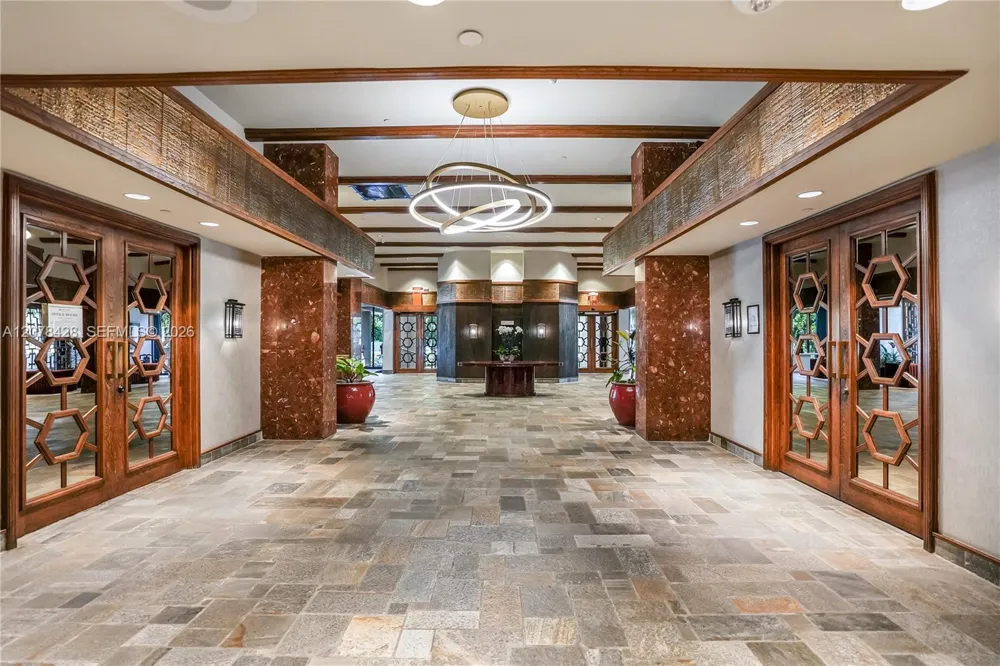 11113 Biscayne Blvd #1951 Miami, FL 33181