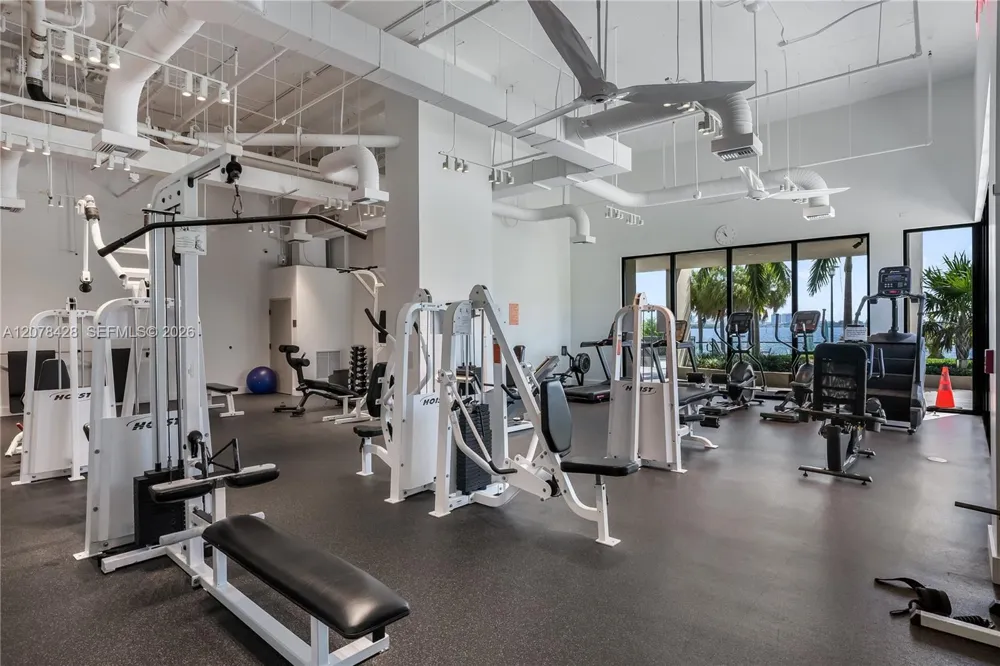11113 Biscayne Blvd #1951 Miami, FL 33181