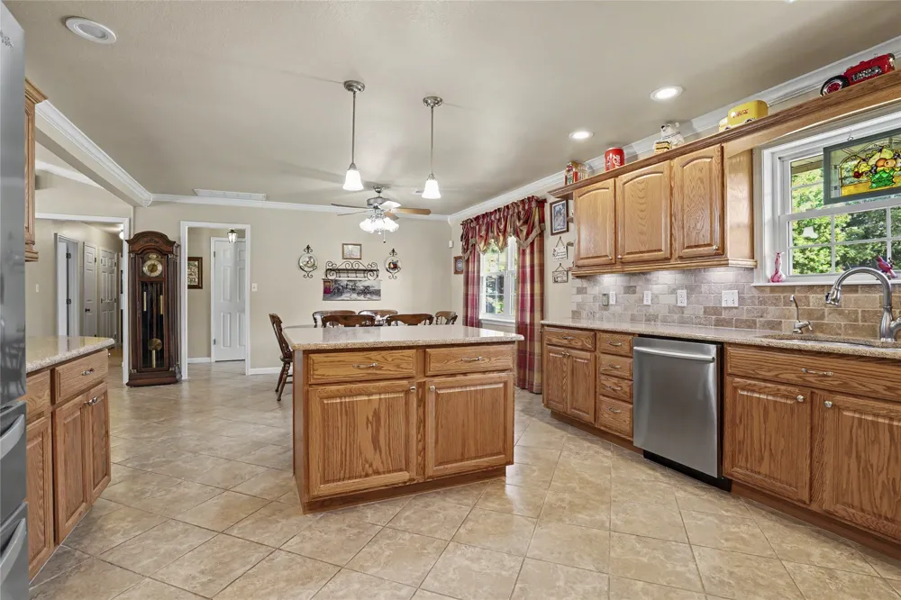 14256 E Dogwood Lane Claremore, OK 74019