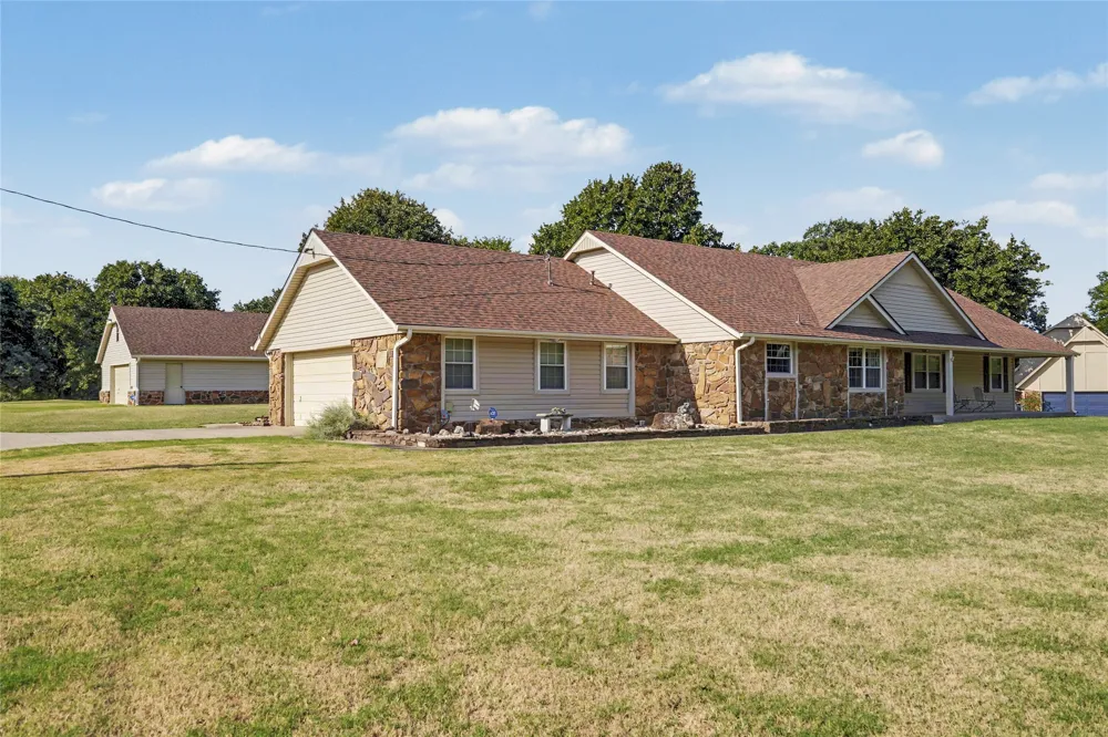 14256 E Dogwood Lane Claremore, OK 74019