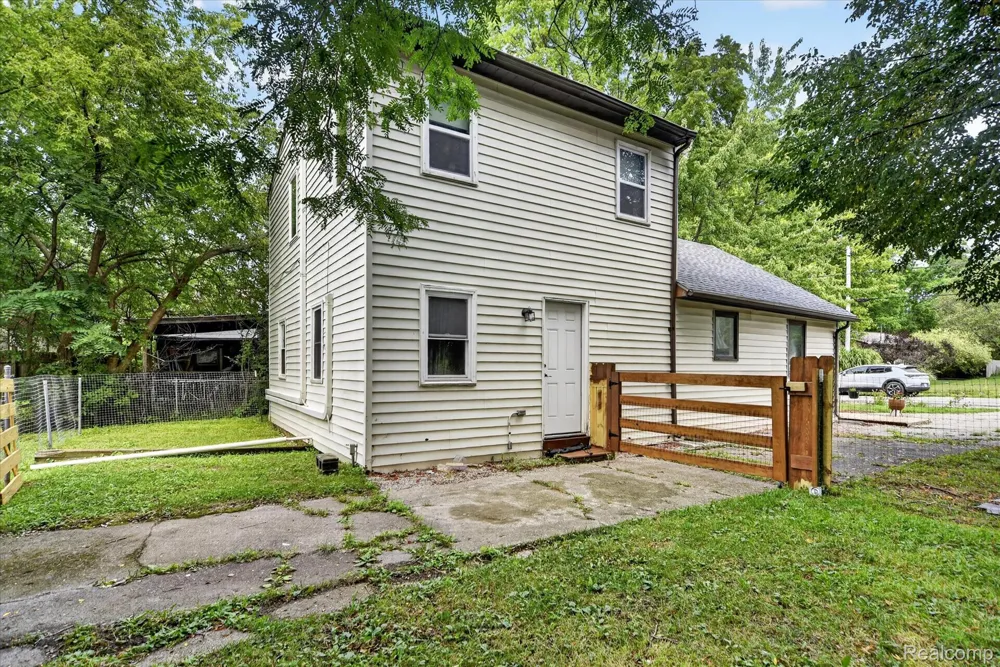 6089 Hardy Avenue Meridian Charter Township, MI 48823