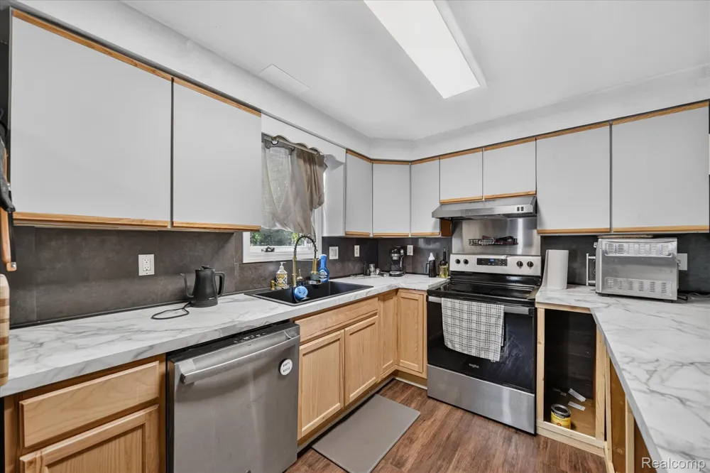 6089 Hardy Avenue Meridian Charter Township, MI 48823