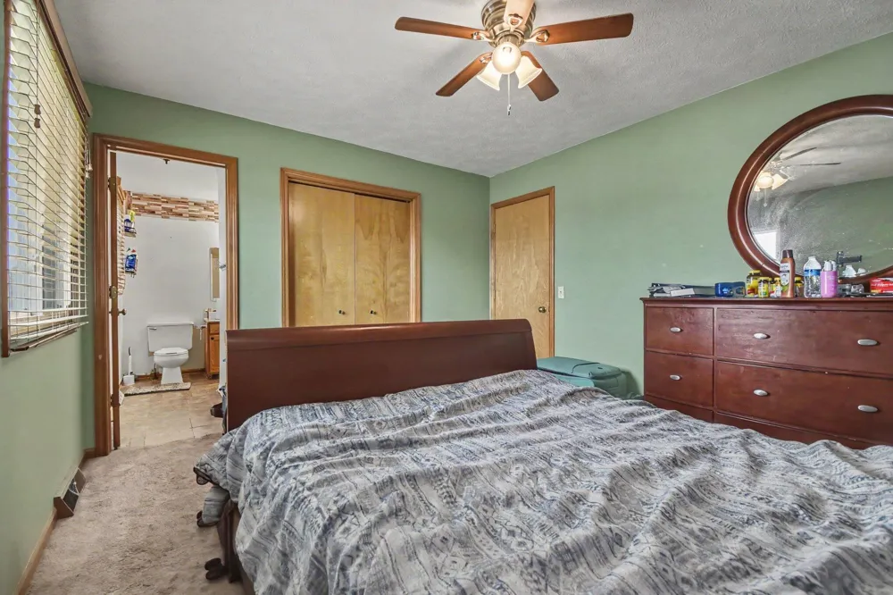 4911 Weatherstone Lane SE Kentwood City, MI 49508