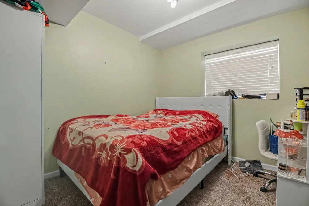 4911 Weatherstone Lane SE Kentwood City, MI 49508