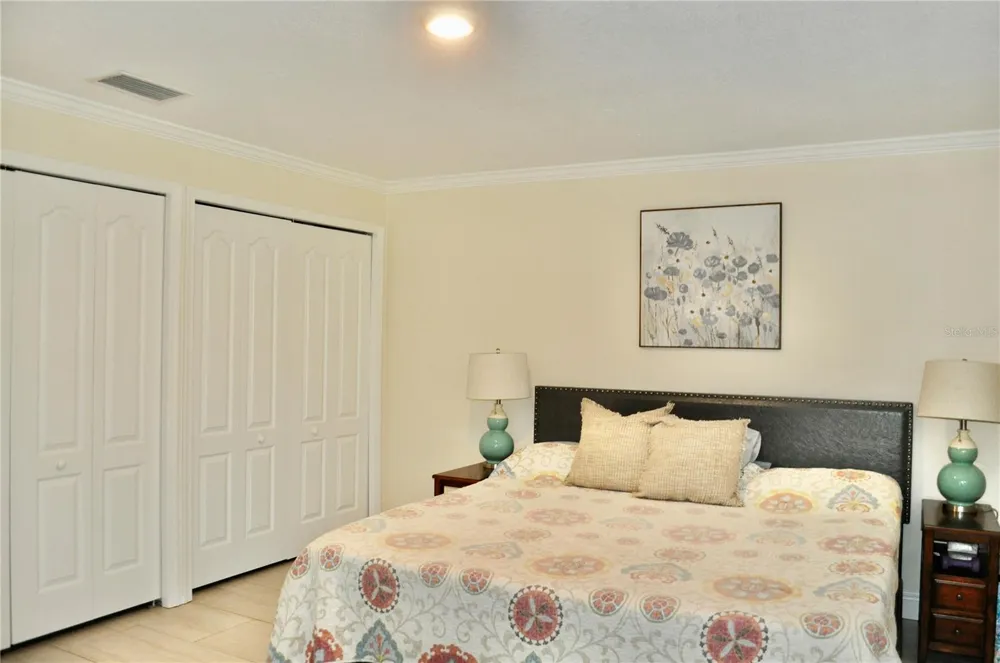 150 POOLE PLACE Oldsmar, FL 34677
