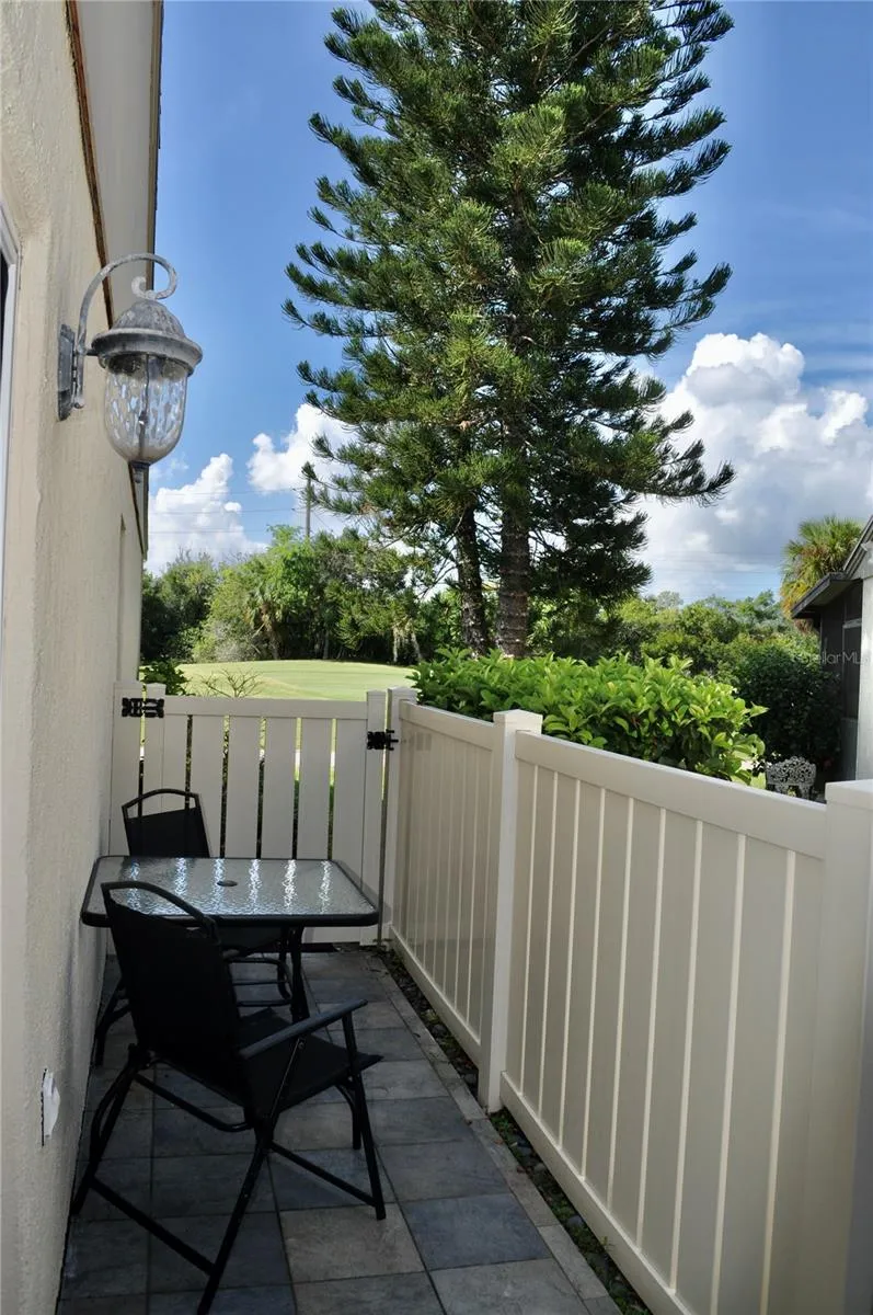 150 POOLE PLACE Oldsmar, FL 34677