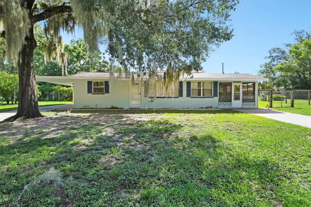 869 PRATT STREET Deland, FL 32720
