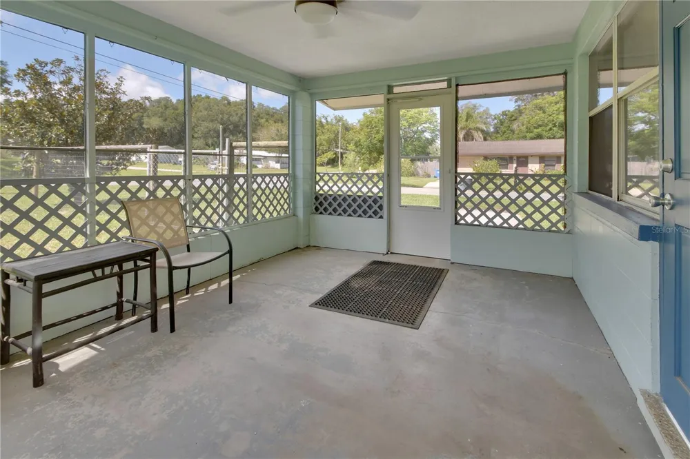 869 PRATT STREET Deland, FL 32720