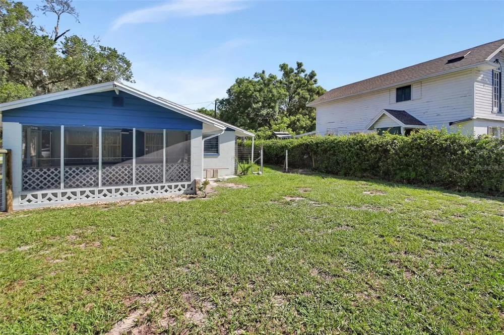 869 PRATT STREET Deland, FL 32720